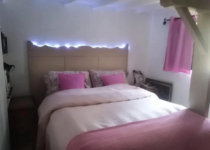 Comfortable House With Sea View In + Garden *