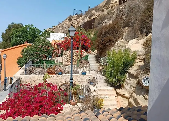 Comfortable House With Sea View In + Garden *